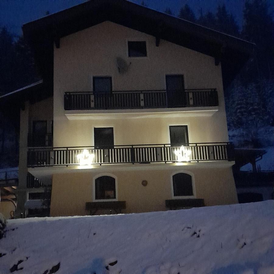 Haus Am Schloss Bleiburg Exterior photo
